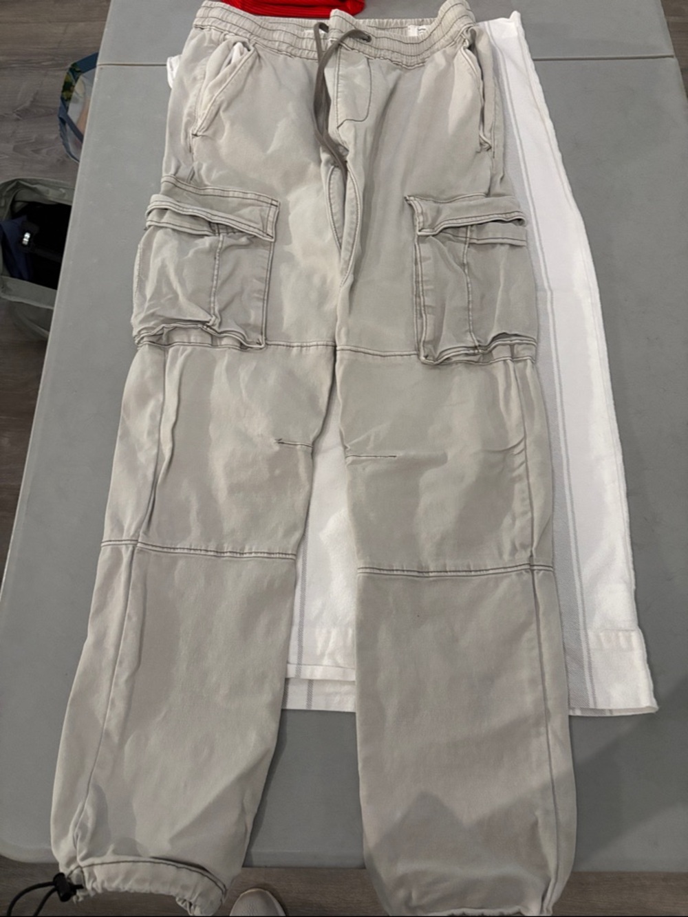 PacSun Light Gray Cargo Jogger Pants